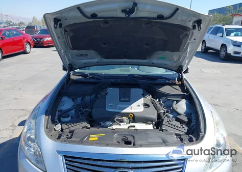 2013 Infiniti G37 Journey from USA, damaged, VIN JN1CV6AP4DM712672